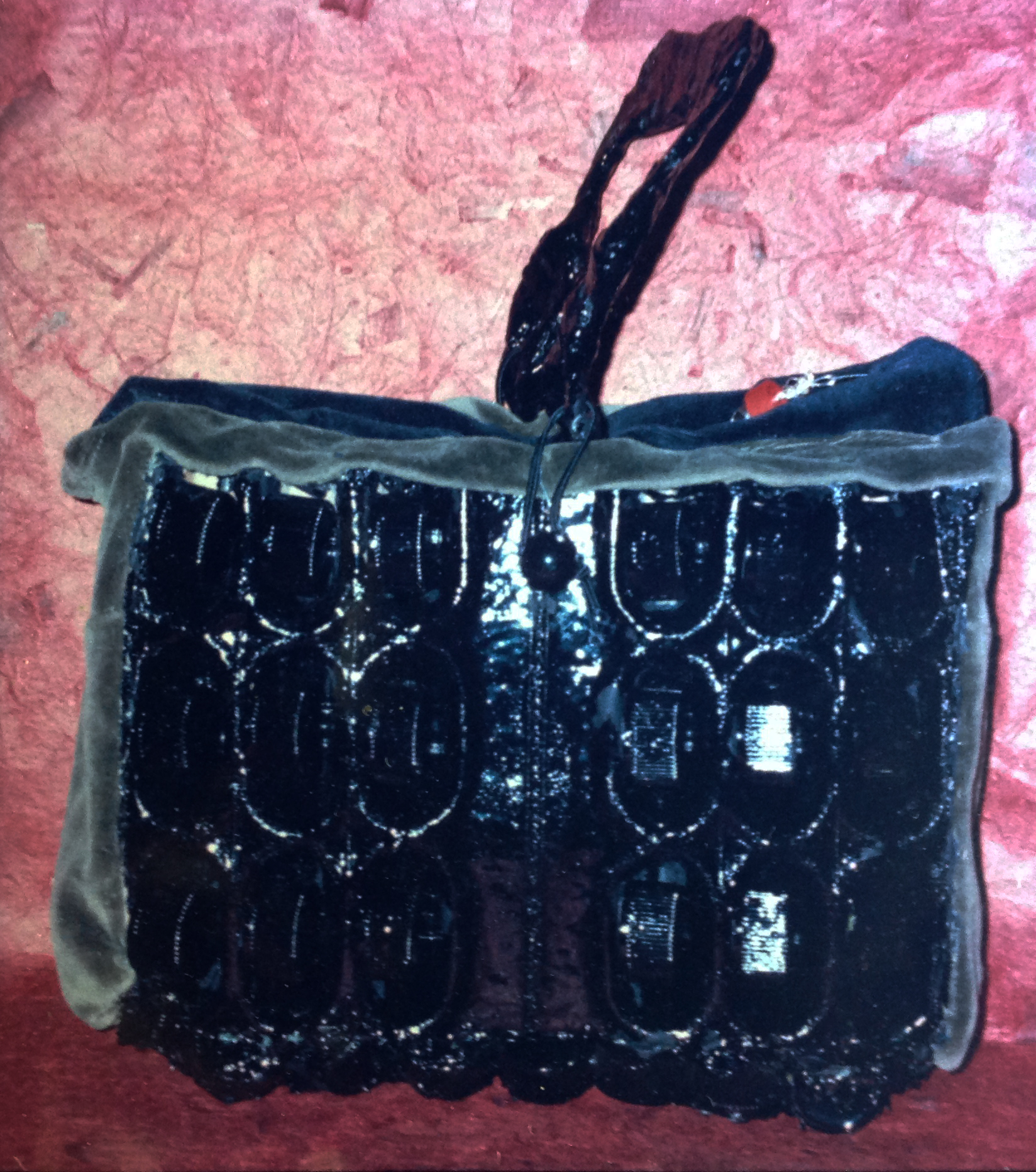 Da série COLMÉIA - tecido e papel pós-consumo (1995) | Ddaniela Aguilar