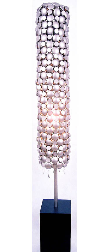 Serie COLMEIA (2002) - alumínio pós-consumo | Ddaniela Aguilar | Fotos J.R.Durval