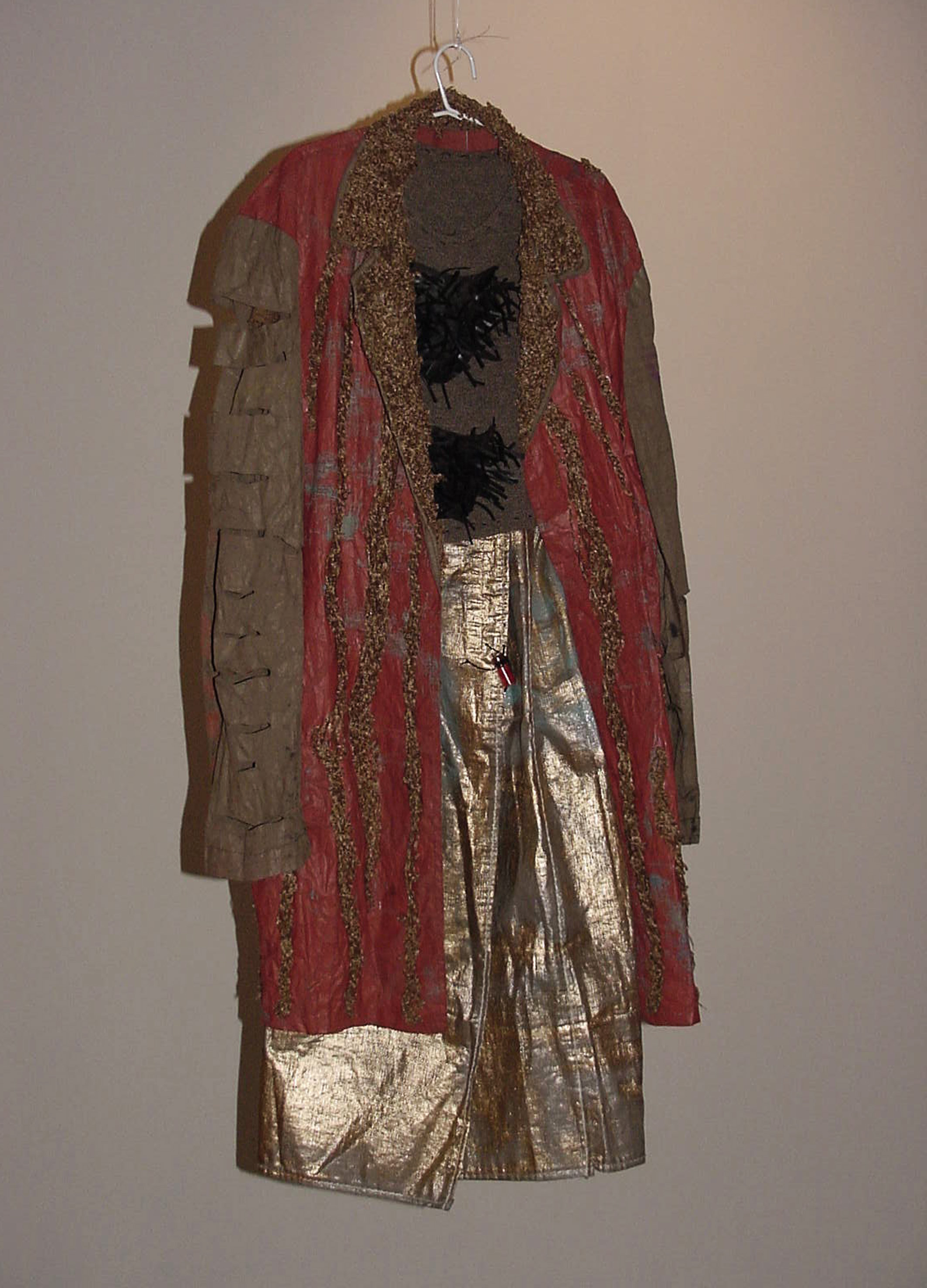 Da série OURIÇO – (1996) - nylon e vinil pós-consumo | Ddaniela Aguilar