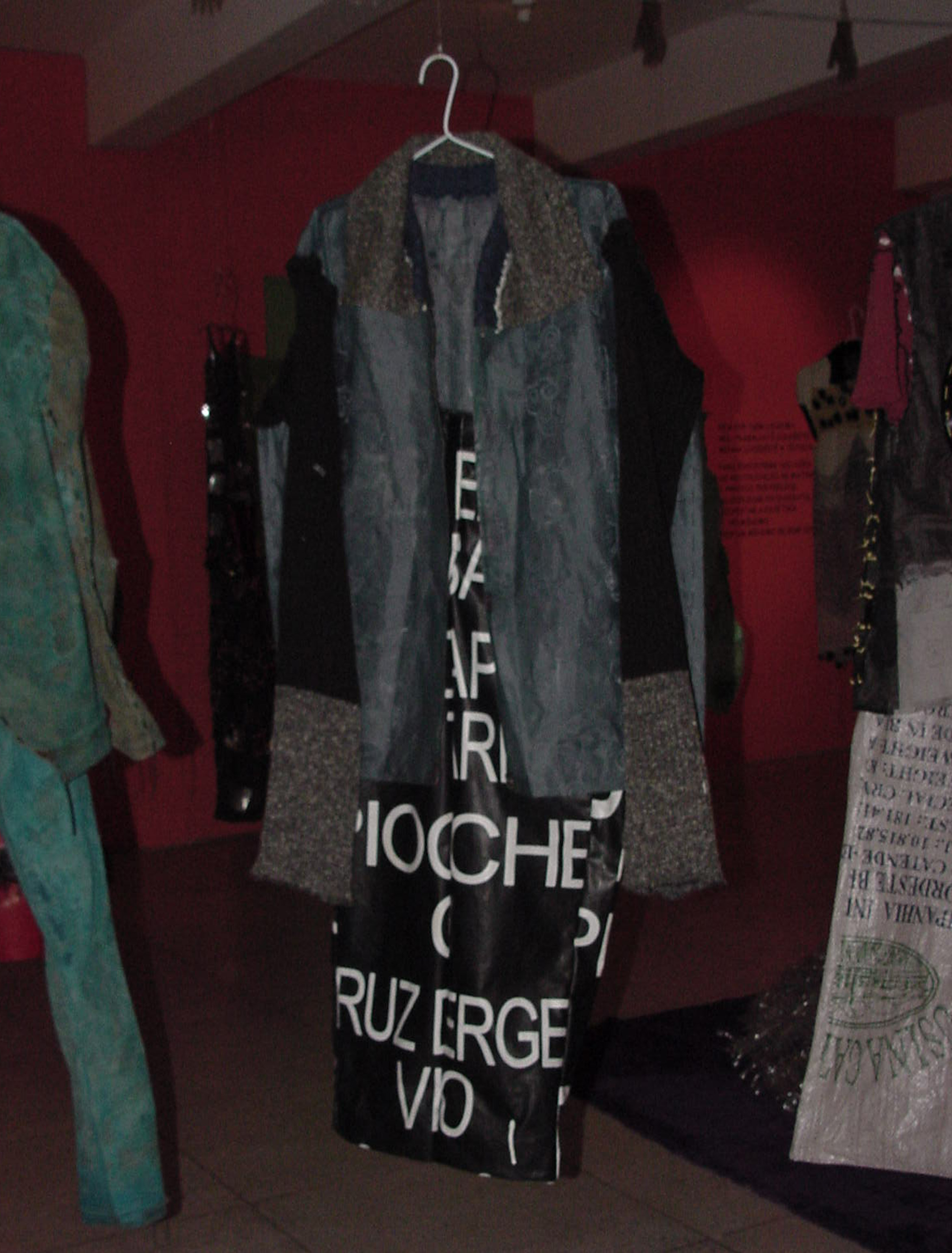 Art wear - Exposição O Universo de 3 mulheres | Ddaniela Aguilar