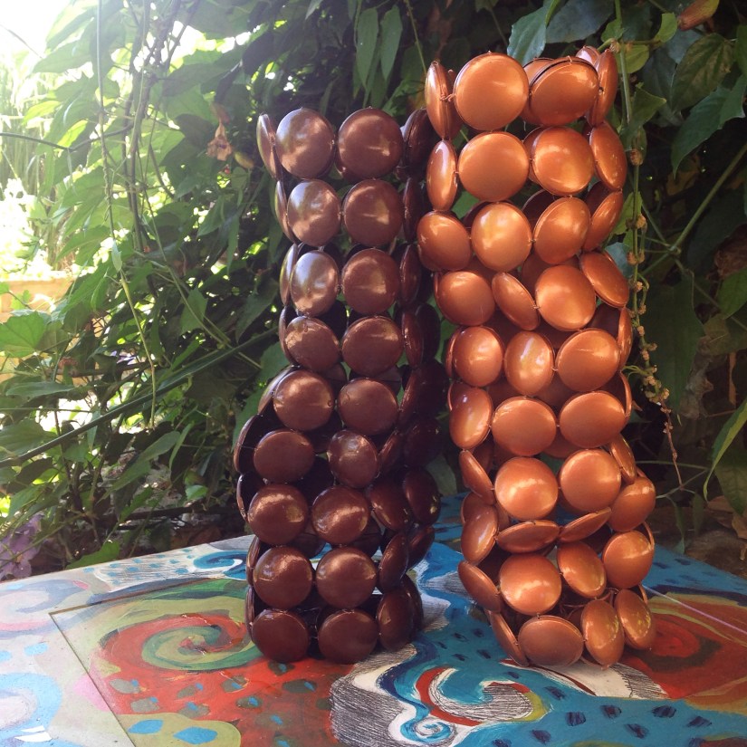 Cápsula Temporária - Upcycling  | Obra -  Objeto Vasos Colméia (2004)