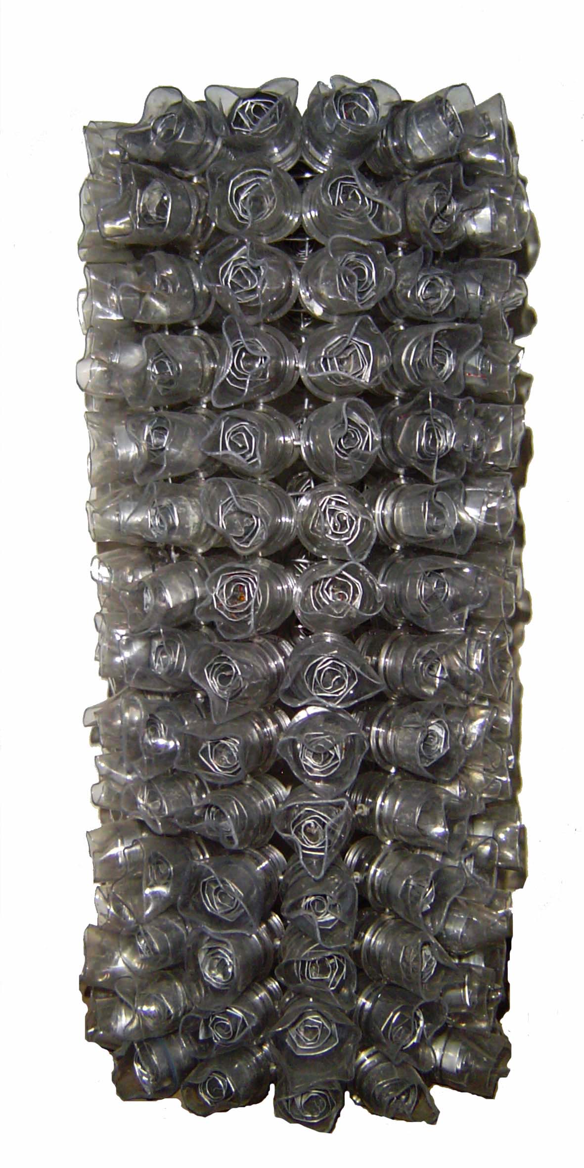 Objeto (2004) | Upcycling. PET pós-consumo | Ddaniela Aguilar