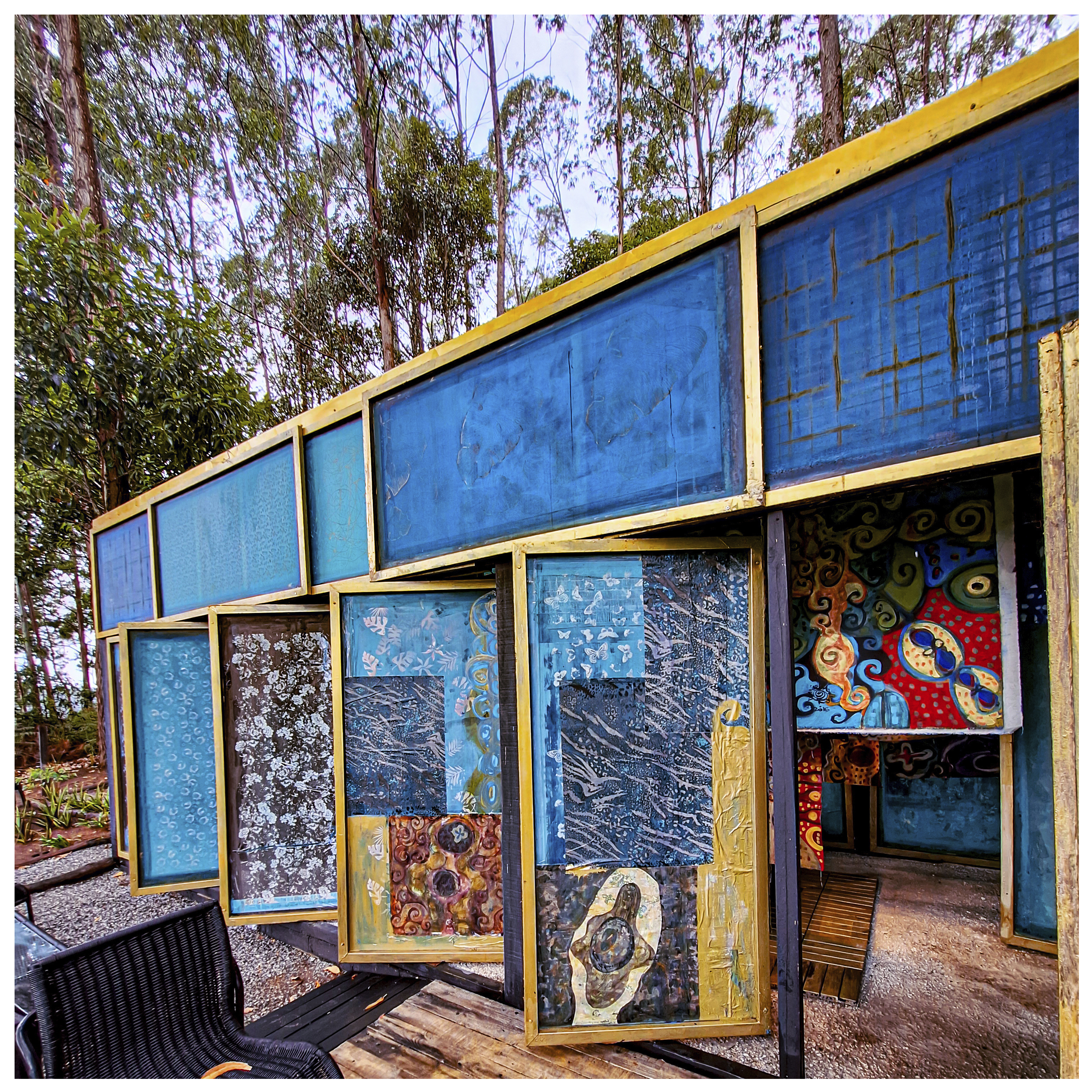 5.ATELIER. KHAS.Ddaniela Aguilar. Studio Noir et Dore